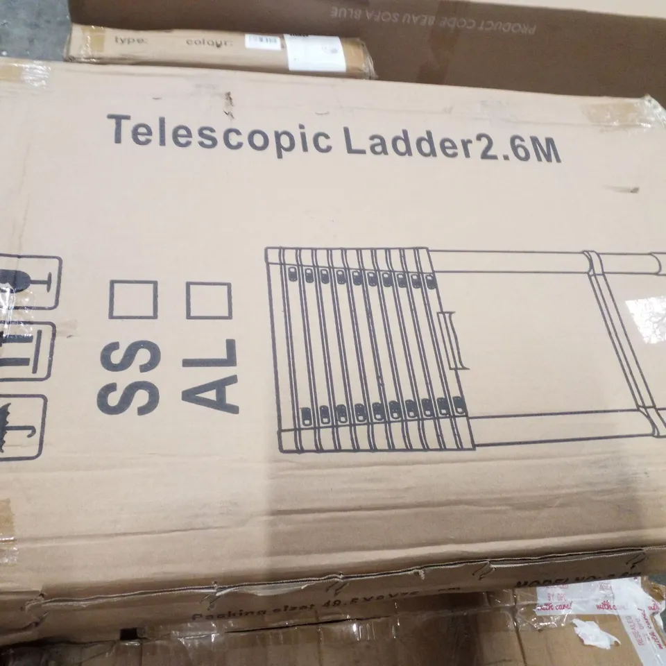 BOXED TELESCOPIC LADDER 2.6M