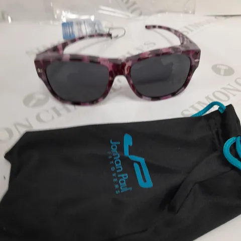 JPE CLASSIC CUNGLASSES WITH CASE IN PURPLE