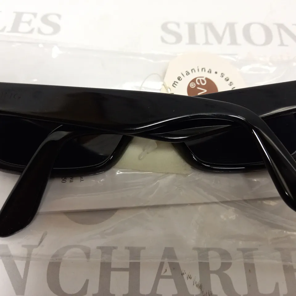 APPROXIMATELY 15 DIERRE STING SUNGLASSES - BOXED