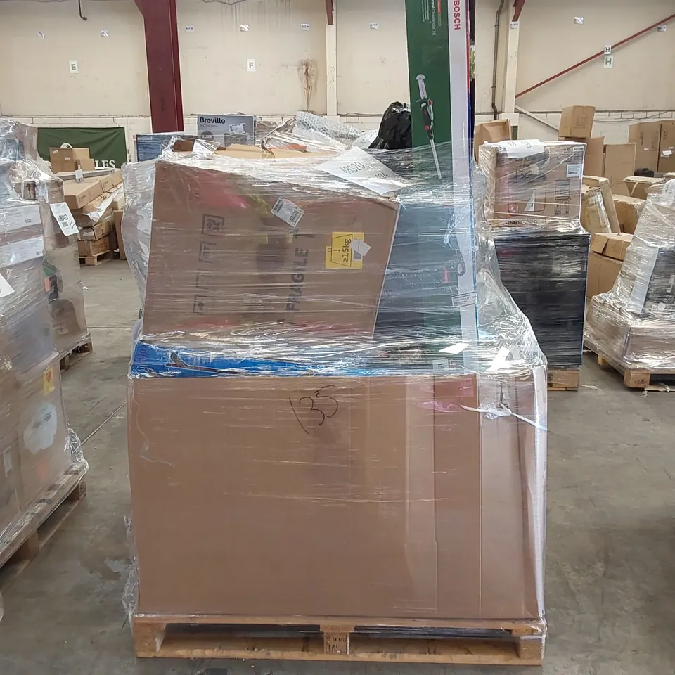 PALLET OF APPROXIMATELY 38 UNPROCESSED RAW RETURN HOUSEHOLD AND ELECTRICAL GOODS TO INCLUDE;