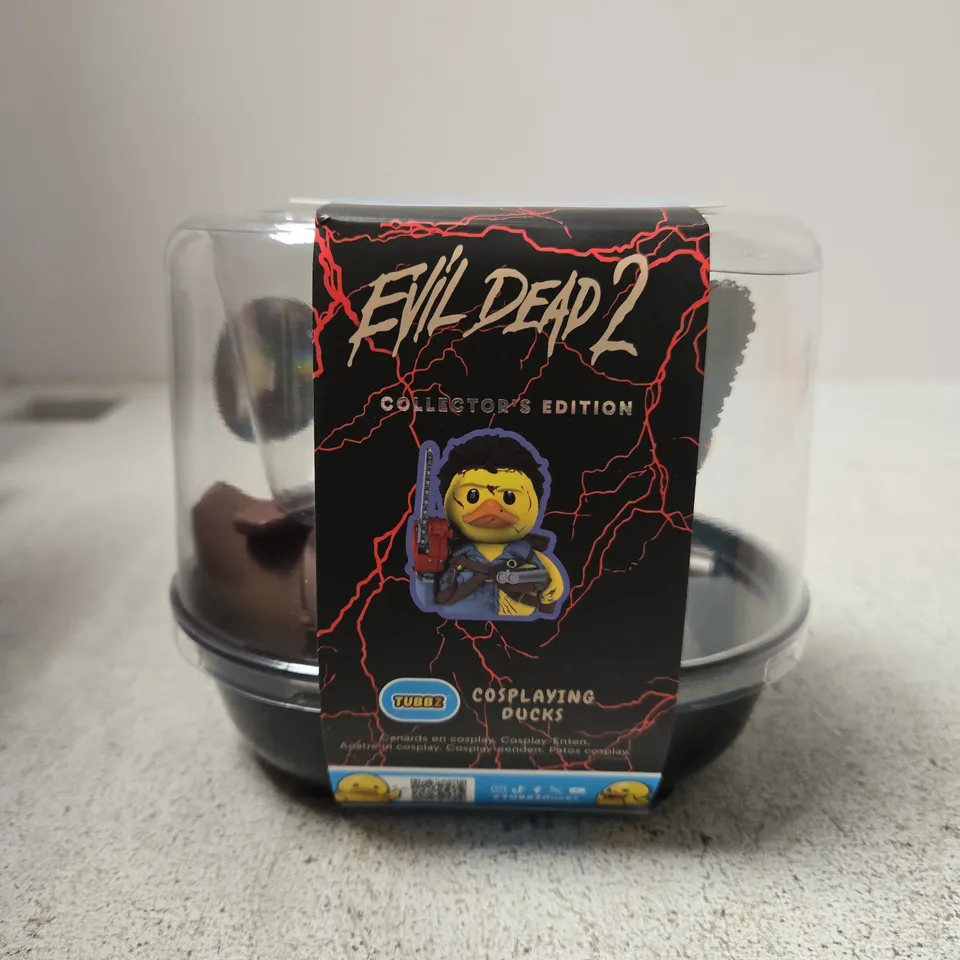 EVIL DEAD 2 COLLECTOR'S EDITION COSPLAYING DUCK FIGURE