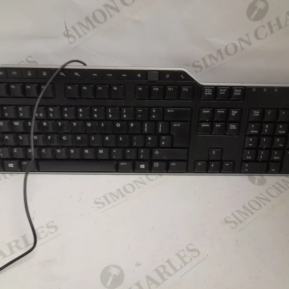 BOX OF 5 ASSORTED DELL USB KEYBOARDS  