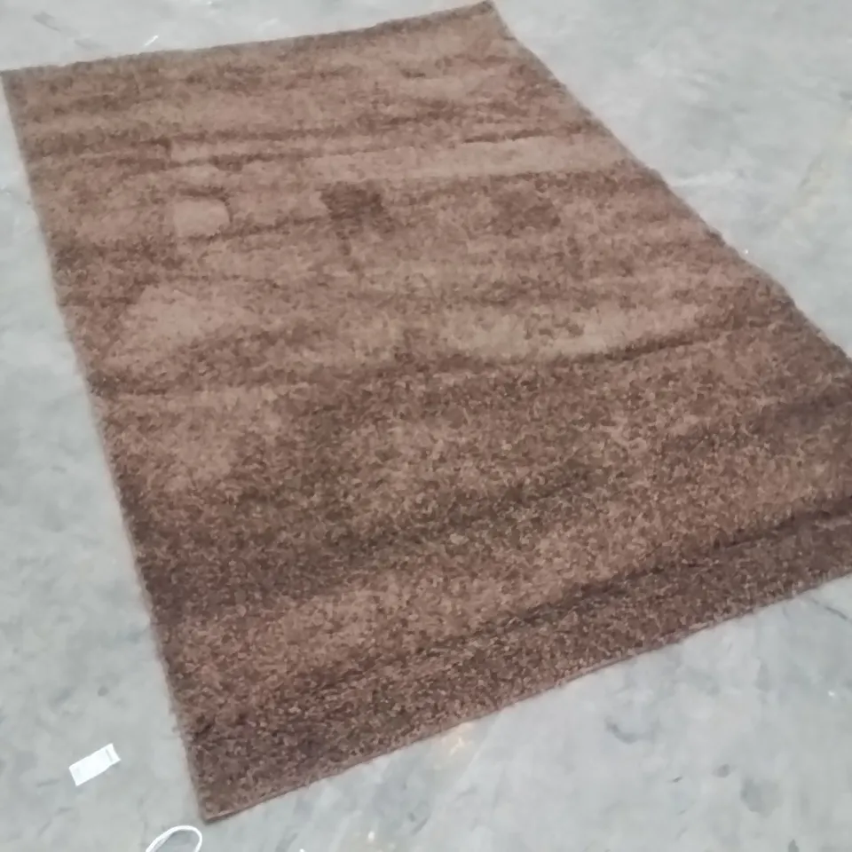 STILLAGE OF APPROXIMATELY 20 QUALITY DESIGNER RUGS