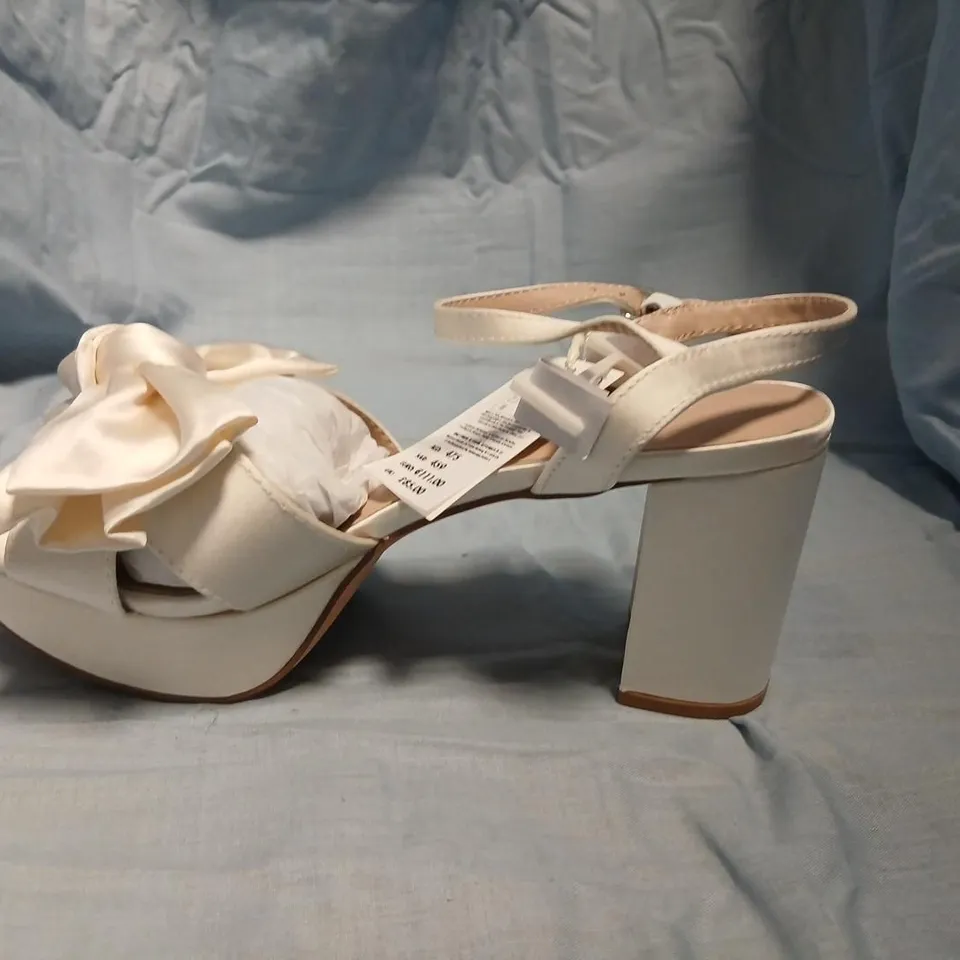 MONSOON WOMEN'S BOW FRONT SANDALS – NUDE/BEIGE, UK 6 (EUR 39)