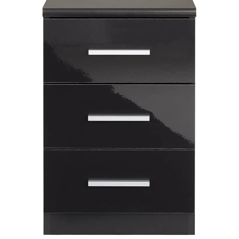 BOXED PAIR OF PRAGUE BLACK GLOSS BEDSIDE CABINETS RRP £189.99
