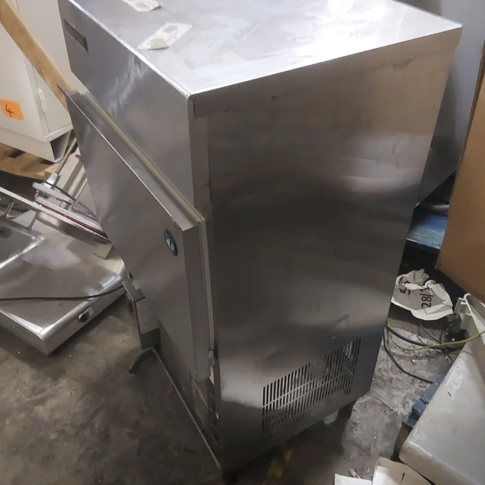 HOSHIZAKI COMMERCIAL ICE MAKER / ICE MACHINE