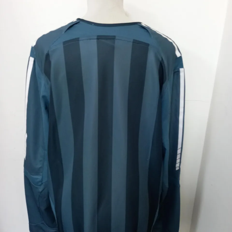 NEWCASTLE UNITED FC AWAY SHIRT SIZE L