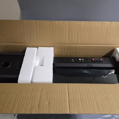 LENCO LS-300BK TURNTABLE WITH MMC CARTRIDGE, BLUETOOTH AND WOODEN SPEAKERS