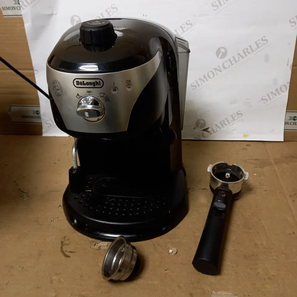DE'LONGHI TRADITIONAL PUMP ESPRESSO COFFEE MACHINE