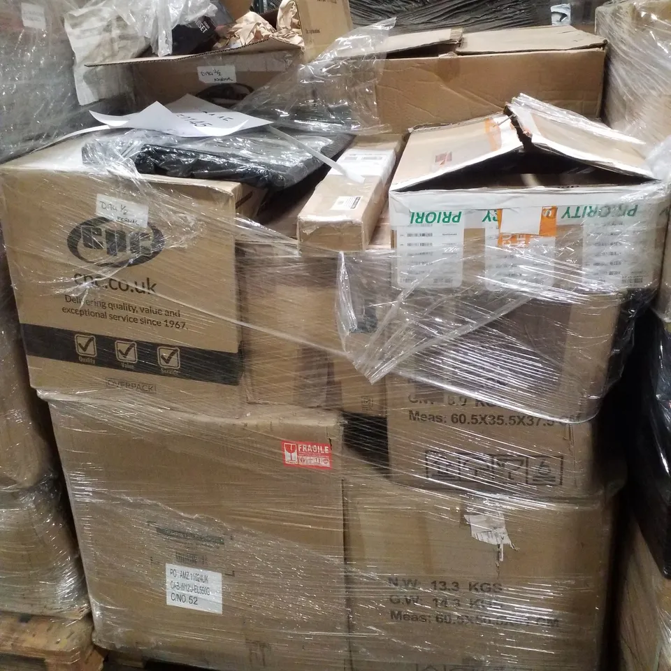 PALLET CONTAINING ASSORTED IT & NETWORKING PRODUCTS INCLUDING DEEP WALL CABINET, EXTENSION CORDS, STEREO HEADSETS & 3.5" EXTERNAL HARD DISK ENCLOSURE