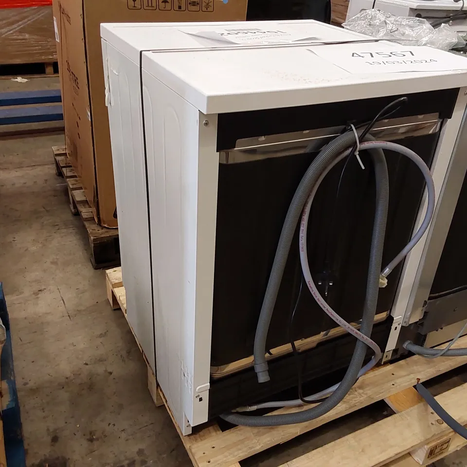 HISENSE HS622E90WUK FREESTANDING STANDARD DISHWASHER 85CM HIGH - E RATED, WHITE