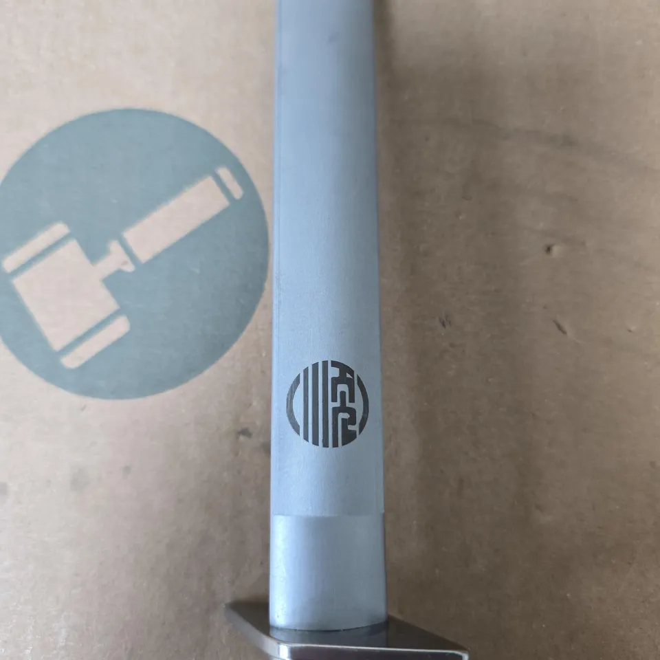 RED-HANDLED HONING BLADE 