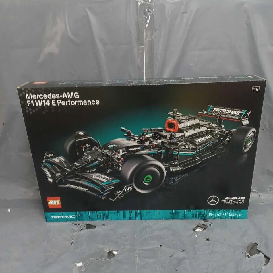 BOXED LEGO BOXED MERCEDES AMG F1 W14 PULL-BACK - 42165 RRP £189.99