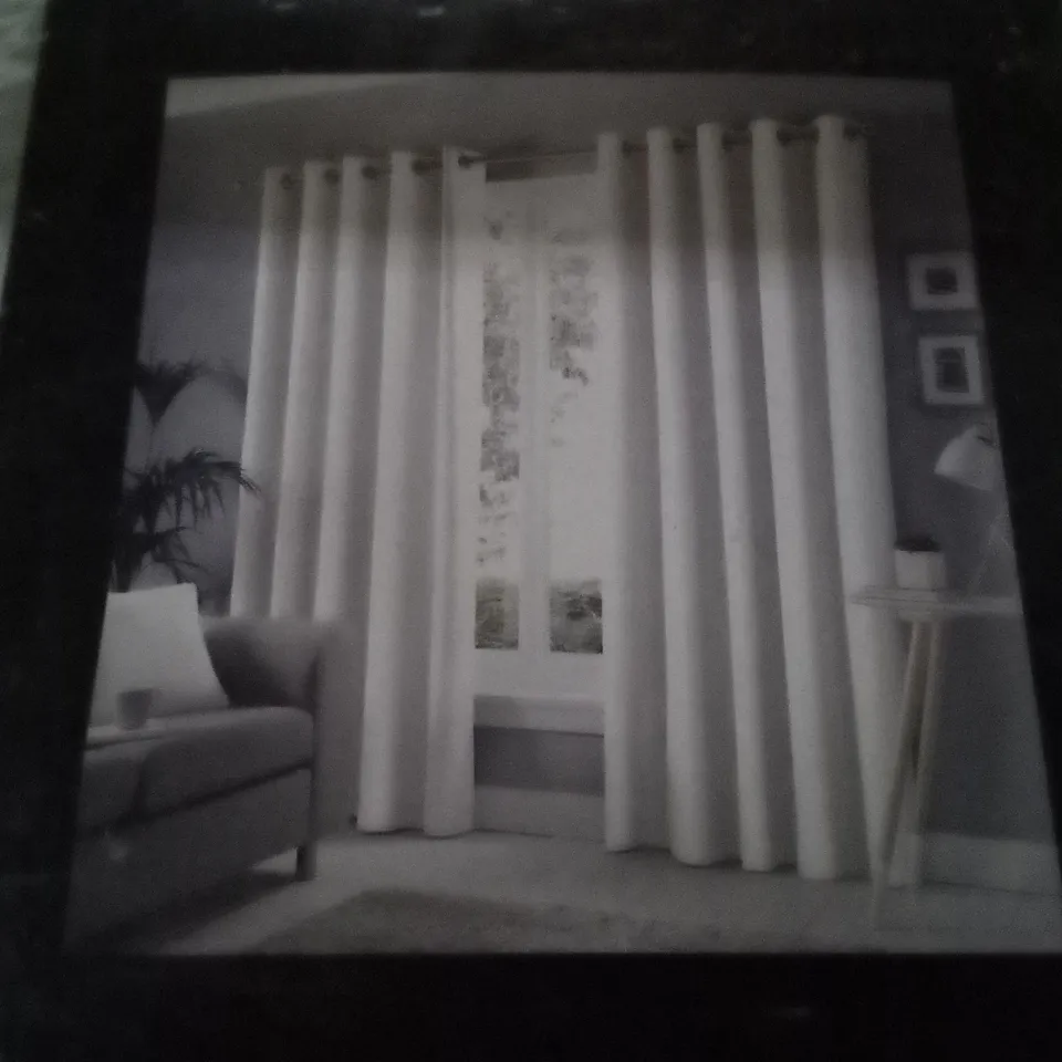BAGGED 100% COTTON ROOM DARKENING EYELET CURTAINS 