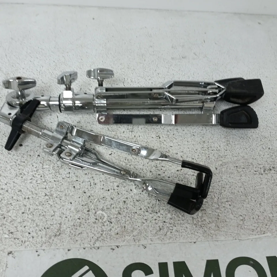 FOLDABLE CHROME-PLATED SNARE DRUM STAND