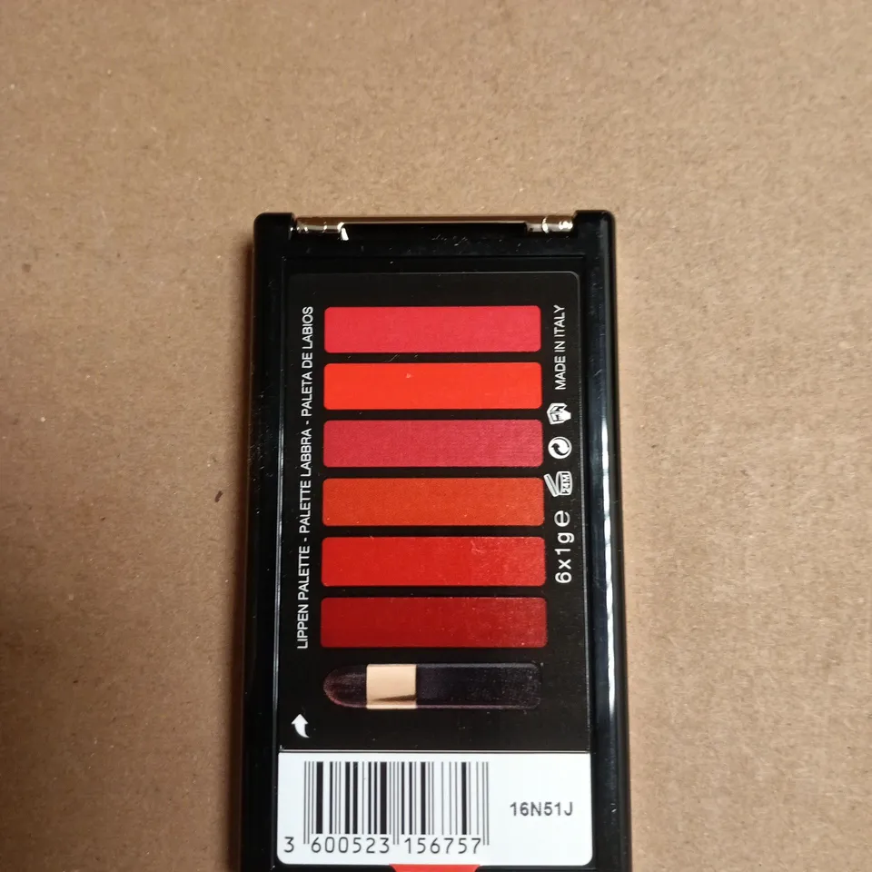 BOX OF APPROXIMATELY 24 L'OREAL COLOUR RICHE LA PALETTE LIPSTICK PALETTES RED