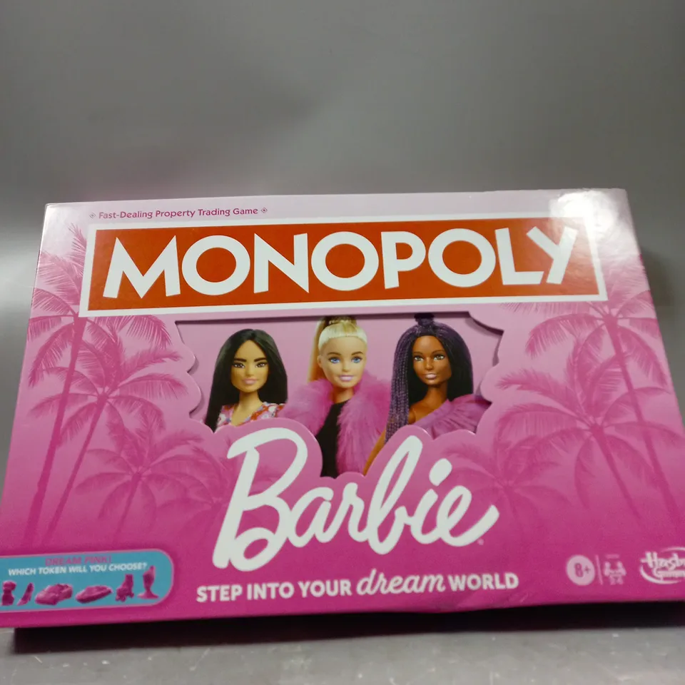 BOXED MONOPOLY BARBIE BOARD GAME  RRP £29.99