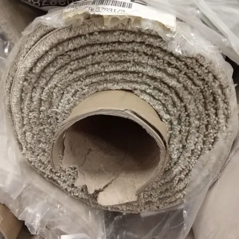 ROLL OF QUALITY FIRST IMPRESSIONS HUMBLE CARPET // APPROX SIZE: 4 X 5.2m