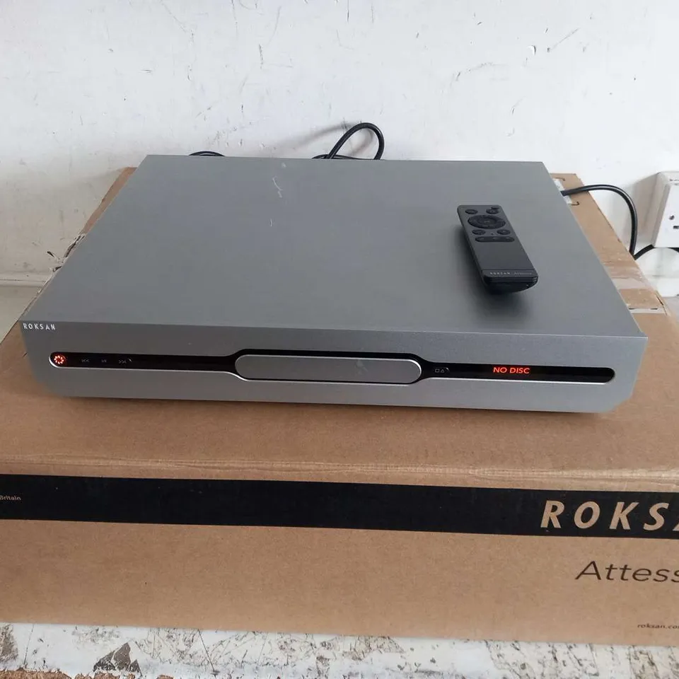 ROKSAN ATTESSA CD TRANSPORT SILVER HIFI CD TRANSPORT