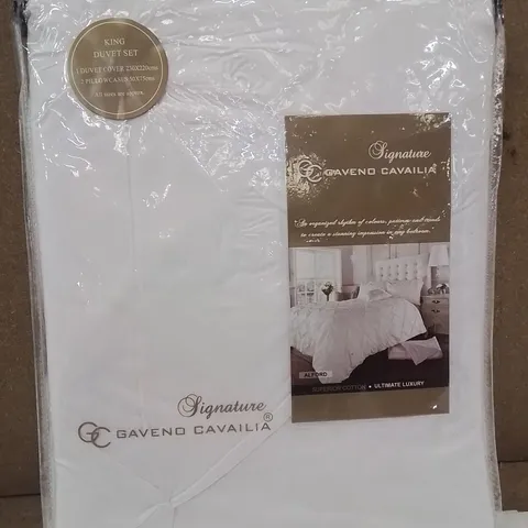 BRAND NEW SIGNATURE GAVENO CAVAILIA KINGSIZE DUVET COVER SET  -WHITE-