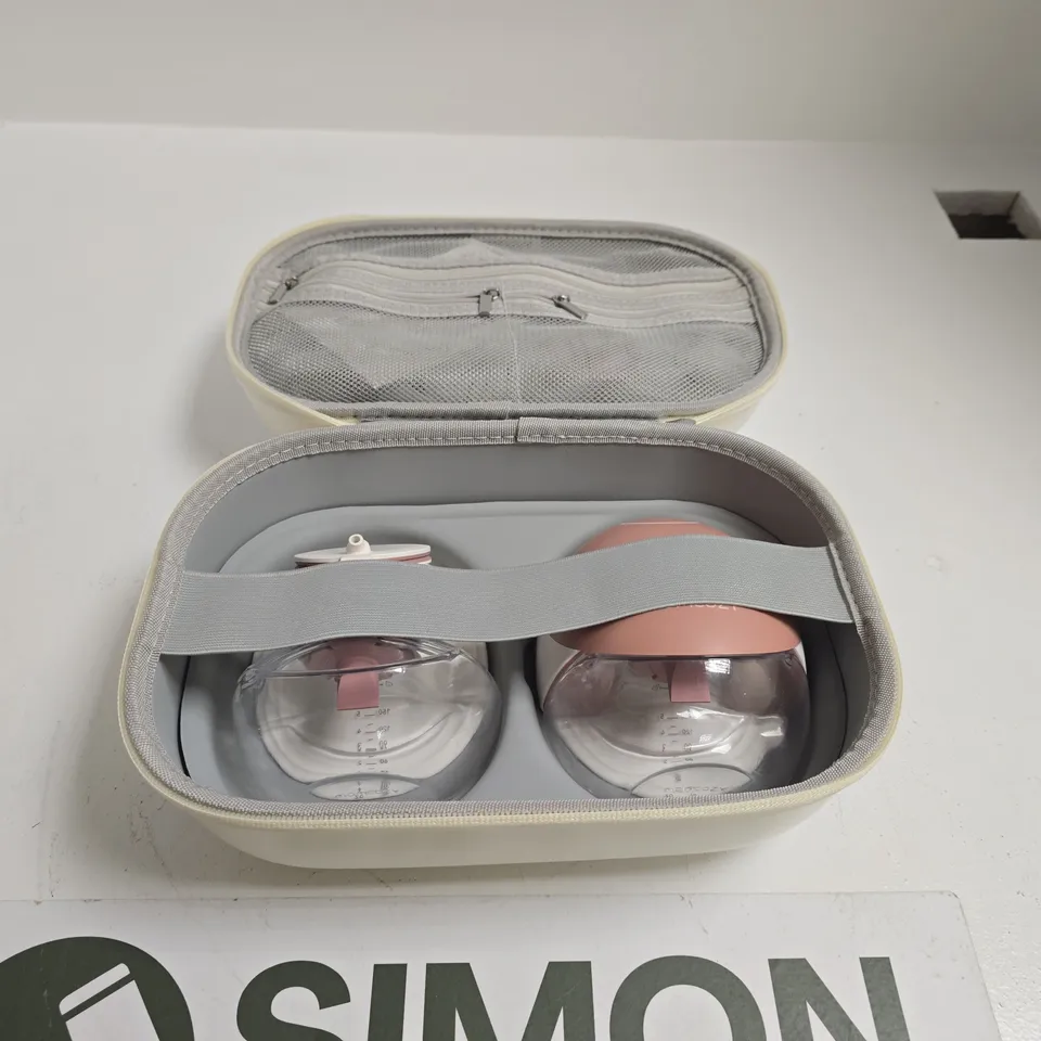 MOMCOZY BREAST PUMP SET WITH DUAL BOTTLES IN CARRY CASE