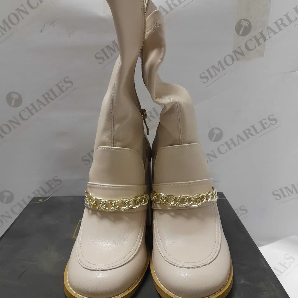 KOI THE BAILEY SLIM BLOCK HEEL BEIGE PU BOOTS - SIZE 3