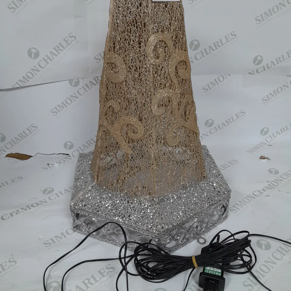 LUXFORM TWO HEADED ROTATING LAMP POST