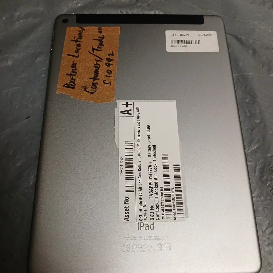 APPLE IPAD AIR 2ND GEN 64GB