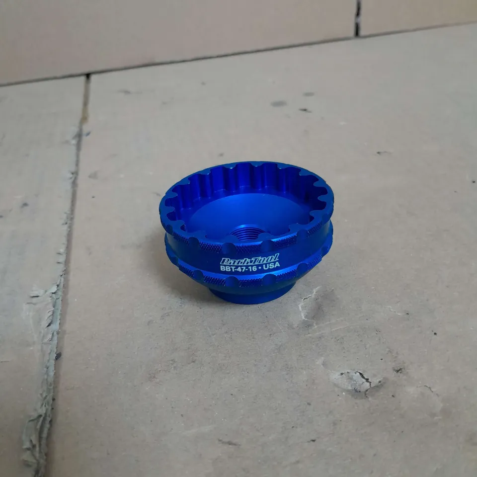 PARK TOOL 47-16 BOTTOM BRACKET TOOL- 16 NOTCH 
