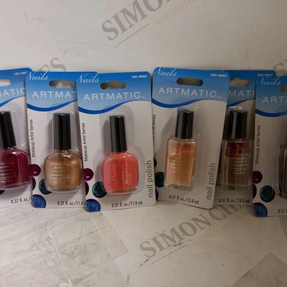 LOT OF APPROX 200 ASSORTED NAIL POLISHES 