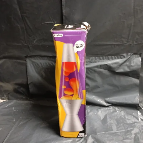 BOX OF APPROXIMATELY 15 ASSORTED ITEMS INCLUDING: MODERN WARFARE 3 COLLECTABLE PATCH AND LAVA LAMP 