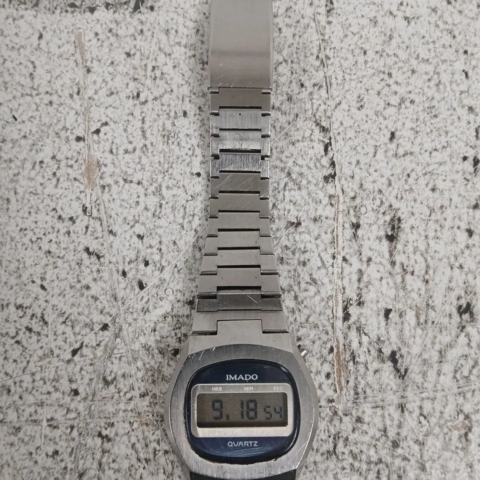 IMADO DIGITAL QUARTZ WRISTWATCH WITH STAINLESS STEEL BRACELET
