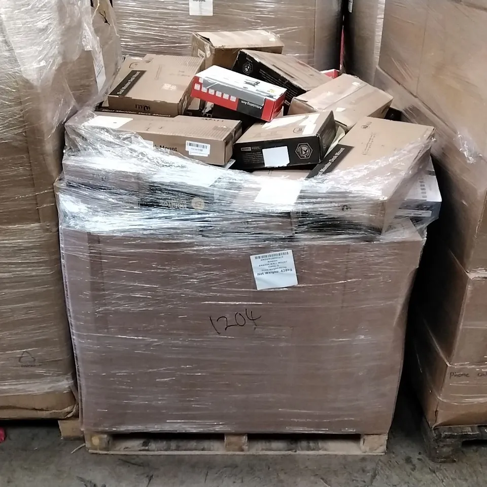 PALLET TO CONTAIN A LARGE QUANTITY TV AND MONITOR WALL/DESK MOUNTS AND BRACKETS // BRANDS AND SIZES VARY