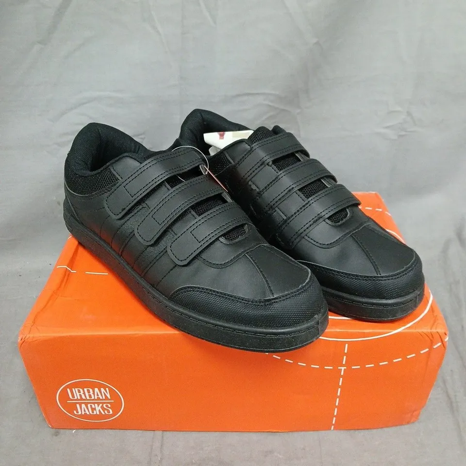 BOXED PAIR OF URBAN JACKS STRAP ON TRAINERS IN BLACK - 9