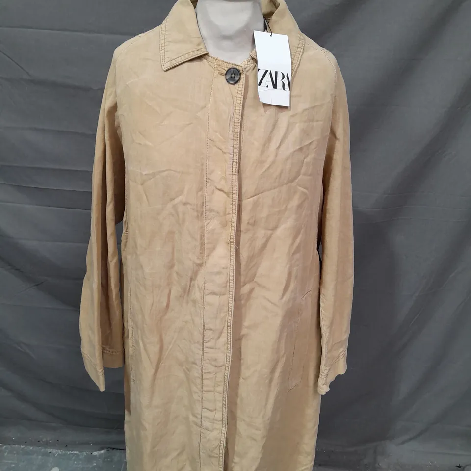 ZARA TAN LONG ONE BUTTON TOP - EUR MEDIUM