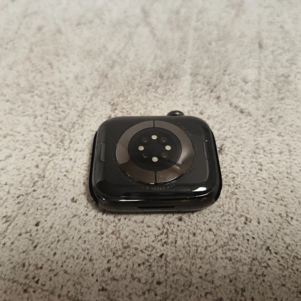 APPLE WATCH SERIES 7 - A2478