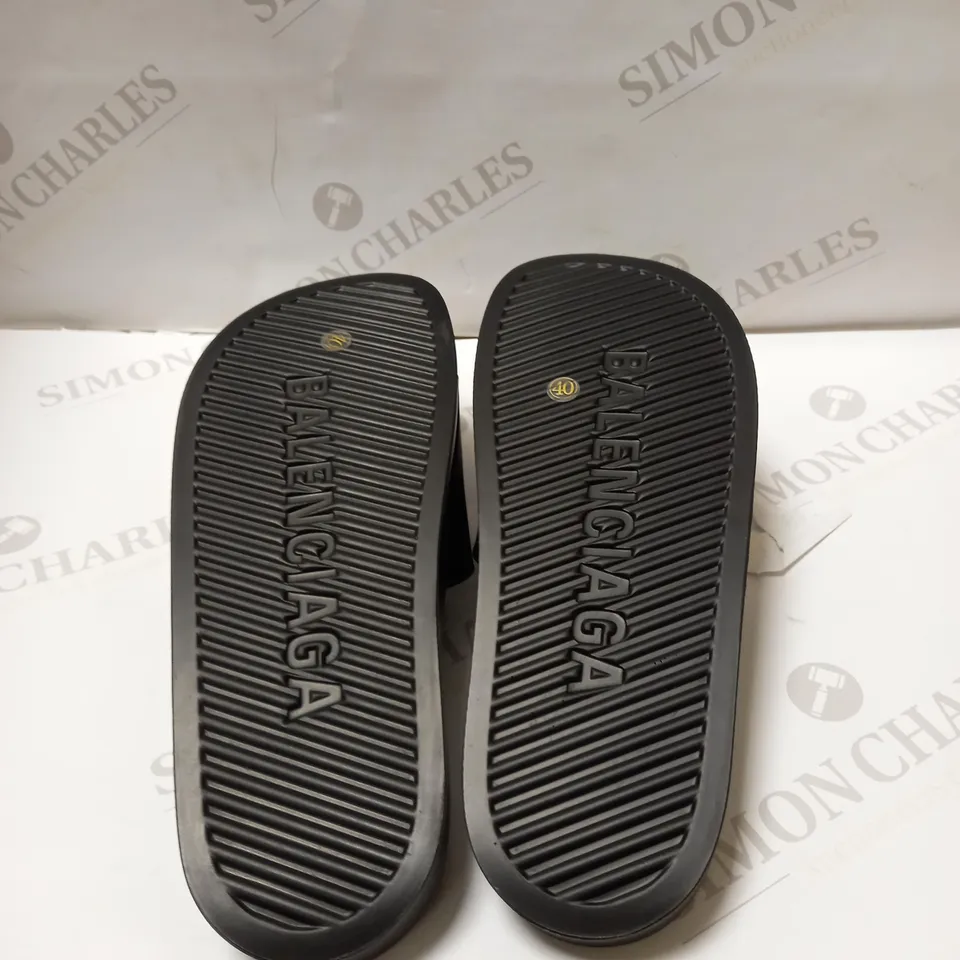 BALENCIAGA MENS LOGO LEATHER SLIDES 
