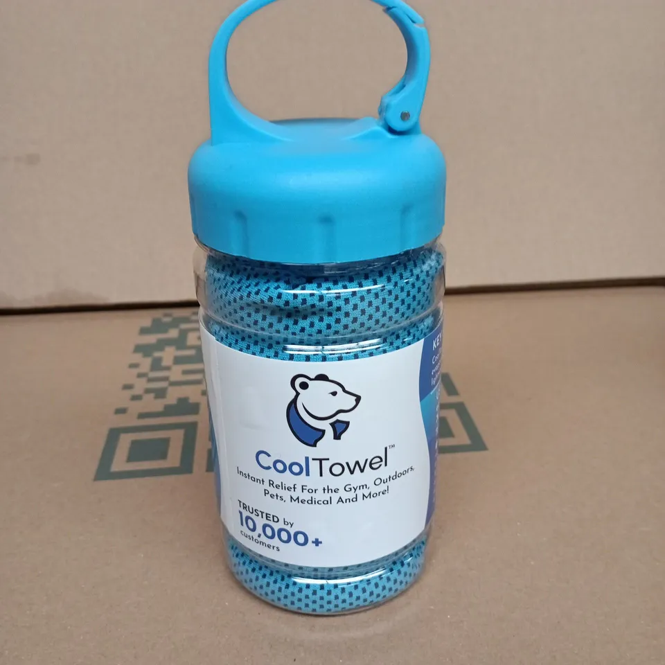 BOX OF APPROXIMATELY 10 ASSORTED GOODS INCLUDING SPACEGOODS FROTHER, YASS CLEAN SCENT BOOSTERS AND COOL TOWEL
