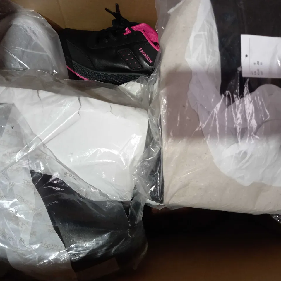 BOX OF APPROXIMATELY 10 ASSORTED PAIRS OF SHOES AND FOOTWEAR ITEMS IN VARIOUS STYLES AND SIZES TO INCLUDE BRASHER, VERA COSY, SWEET WALK, ETC