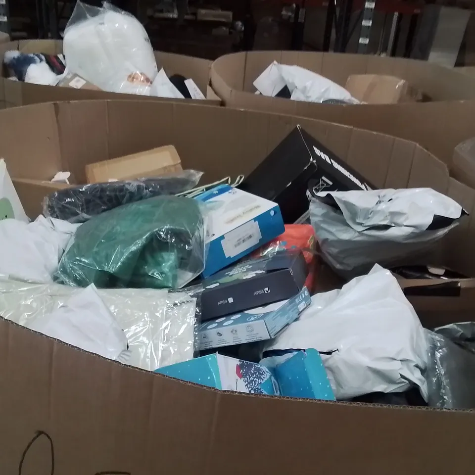 PALLET TO CONTAIN A LARGE QUANTITY OF HOSES 