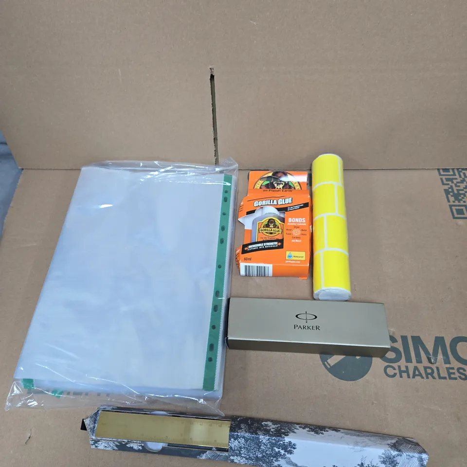 APPROXIMATELY 15 ASSORTED HOUSEHOLD ITEMS TO INCLUDE GORILLA GLUE, PLASTIC WALLETS AND A PARKER PEN