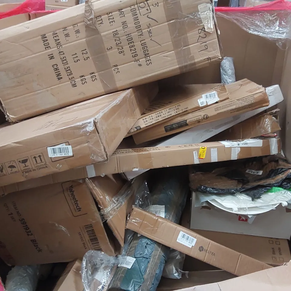 PALLET OF ASSORTED ITEMS INCLUDING: PROFESSIONAL HAIR DRYER, DESK, SWING SET, HEATED BLANKET, BLINDS ECT