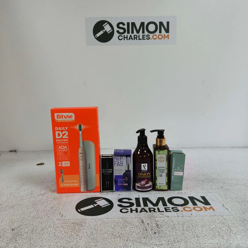 BOX OF APPROXIMATELY 20 ASSORTED ITEMS INCLUDING CBD SKIN THERAPY VIVE CONCENTRATED RECOVERY SERUM, AYURVEDIC SHAMPOO AND NUTRI GLOW ONION HAIR SHAMPOO