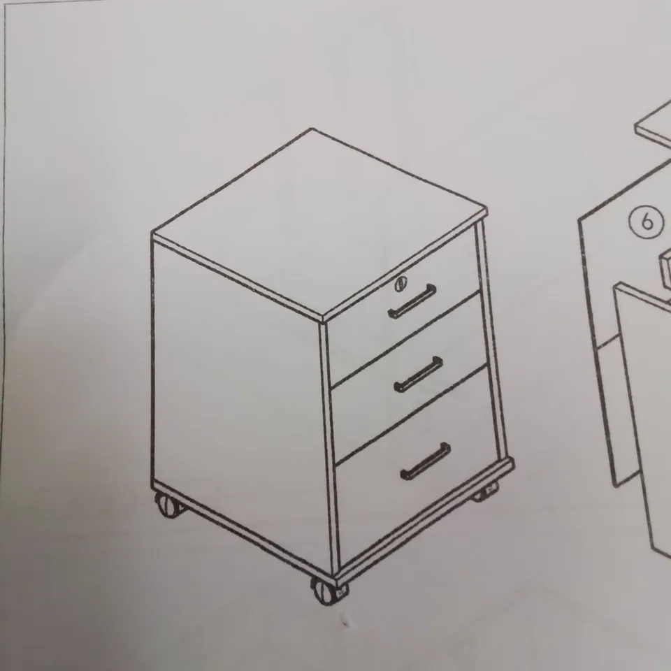 A BOXED 3 DRAWER CABINET ON WHEELS IN BROWN 
