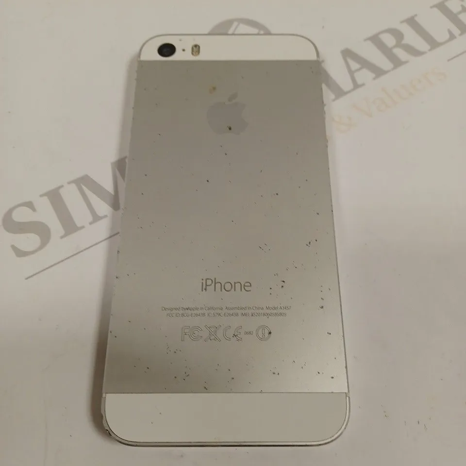 UNBOXED APPLE IPHONE MOBILE PHONE - A1457