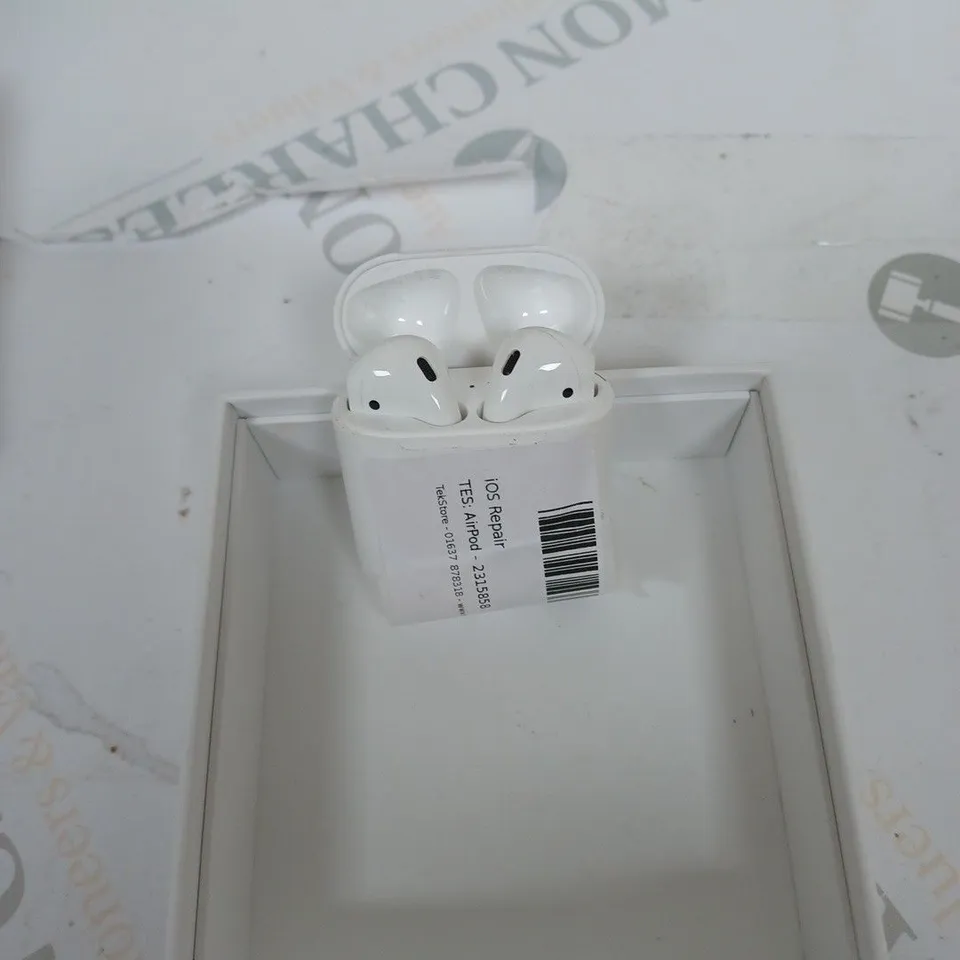 APPLE AIRPODS 1ST GENERATION 