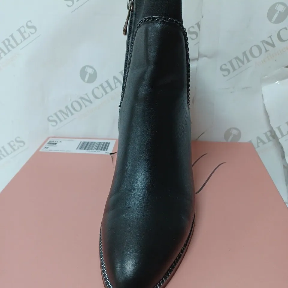 BOXED MODA IN PELLE BRYLA HEELED ANKLE BOOTS, BLACK - SIZE 5 