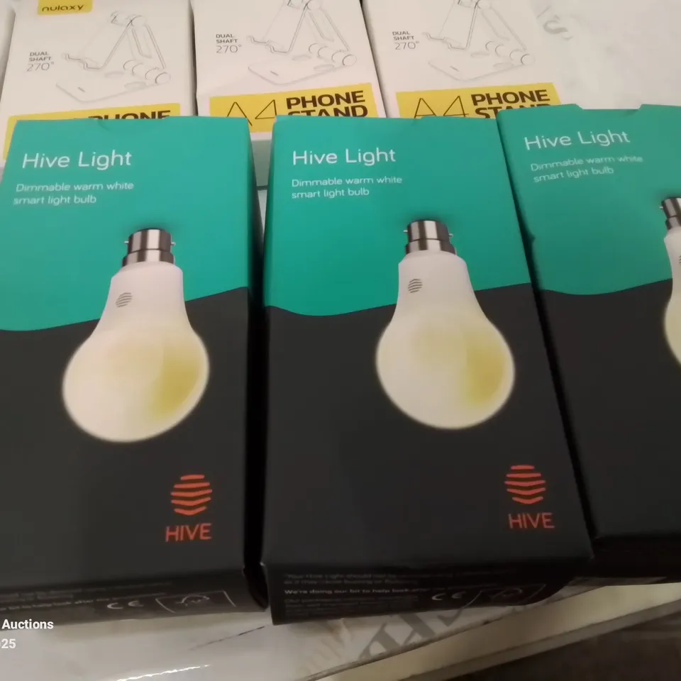 BOX CONTAINING LARGE AMOUNT OF BOXED ELECTRICAL ITEMS TO INCLUDE: VARIOUS LIGHT BULBS, PHONE STANDS, CHARGERS, PHONE CASES, SOLAR LIGHTS ETC.