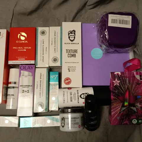 LOT OF APPROXIMATELY 15ASSORTED HEALTH AND BEAUTY ITEMS TO INCLUDE IS CLINICAL PRO-HEALING SERUM, LUNG CLEANSING SPRAY AND NO7 LIP CARES