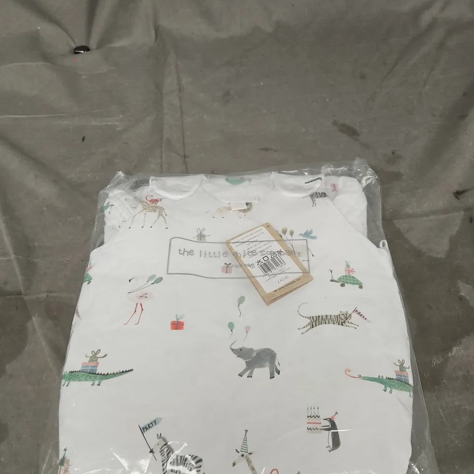 THE LITTLE WHITE COMPANY BABY SLEEPING BAG WITH ANIMAL PRINT – WHITE, TAG ATTACHED AGE 0-6 MONTHS